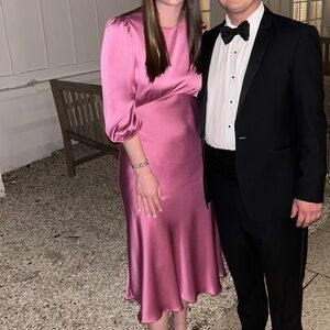 Lucy Paris Medium Pink Longsleeve Midi Dress